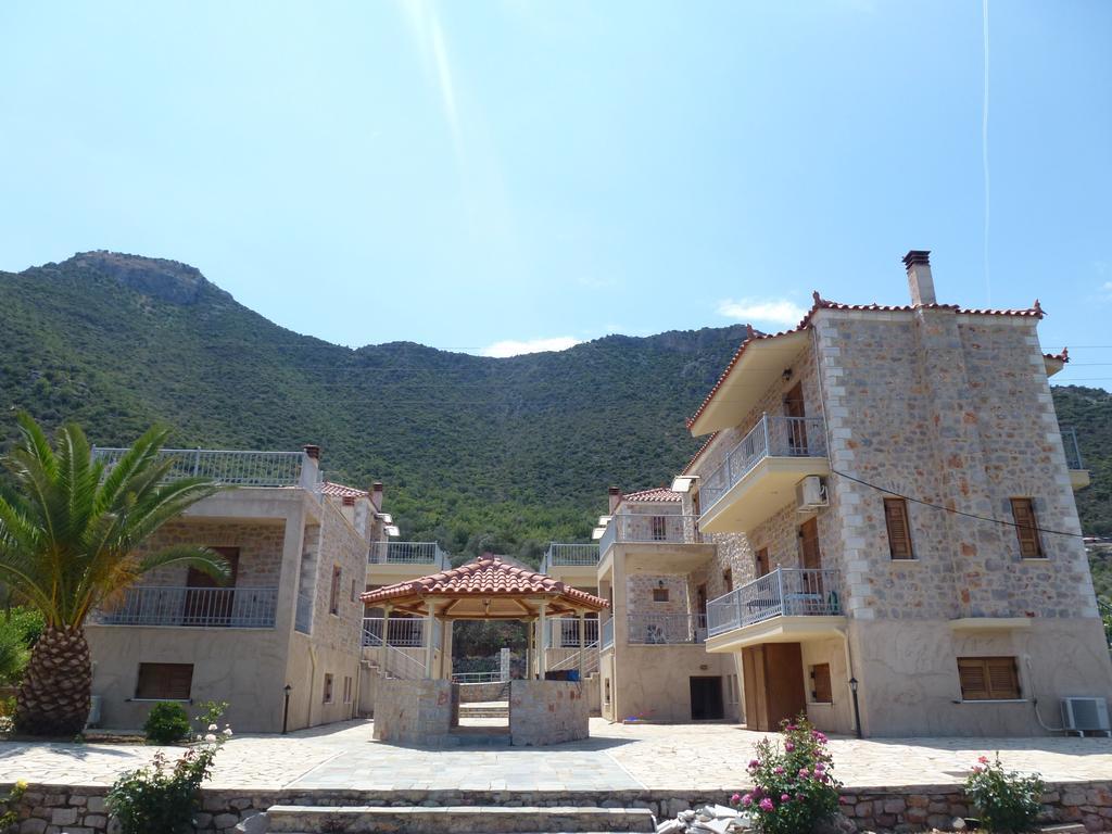 דירות לאונידיון Karantonis House מראה חיצוני תמונה