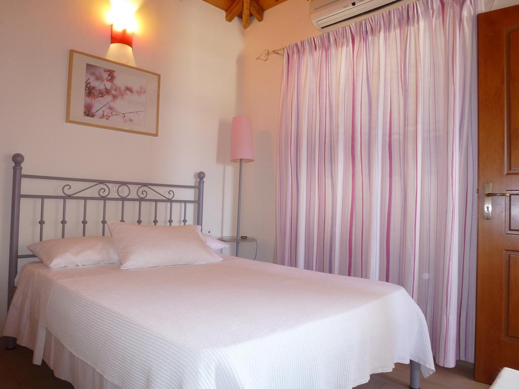דירות לאונידיון Karantonis House חדר תמונה